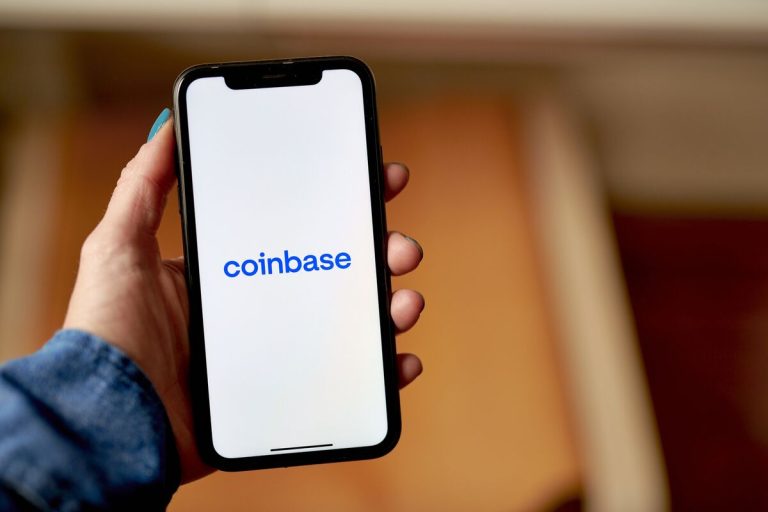 Coinbase (COIN) Considered, Then Decided Against Saylor’s Bitcoin (BTC) Strategy