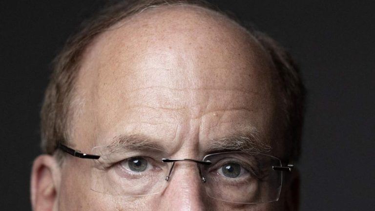 Bitcoin Suddenly Braced For $7 Trillion ‘Critical’ Price Tipping Point After Stark BlackRock Warning