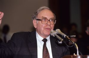 ‘They Are Destroying $3B a Month’: Michael Saylor Slams Berkshire Hathaway’s $347 Billion Cash Hoard, Says ‘Charlie Would Have Liked’ Bitcoin – Barchart.com