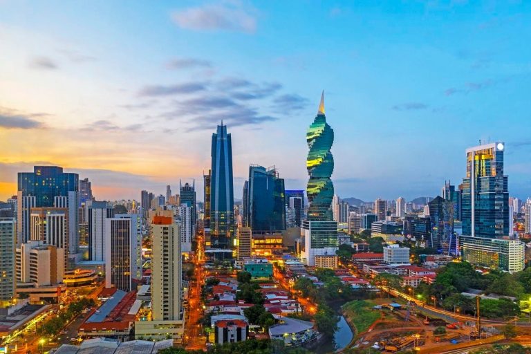 Panama’s Bitcoin Strategy Takes-Off Through Conferences And Regulation