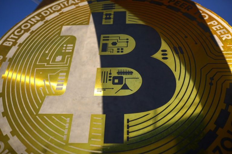 Bitcoin Mania Fueled by Trump Leaves Most of Crypto in the Dust (BTC)
