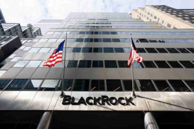 BlackRock just bought $357 million of these 2 cryptocurrencies