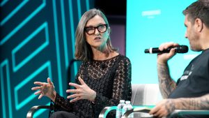 Ark Invest Sells $44.7M in CRCL Shares as GENIUS Act Passes Senate