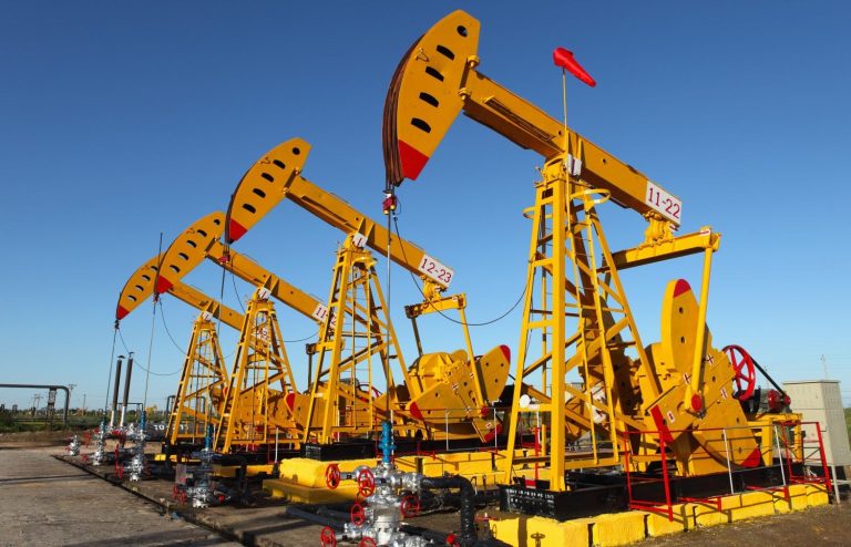 BTC Holds Key Support; Oil Disappoints ‘Doomers’ as Brent and WTI Erase Early Price Gains