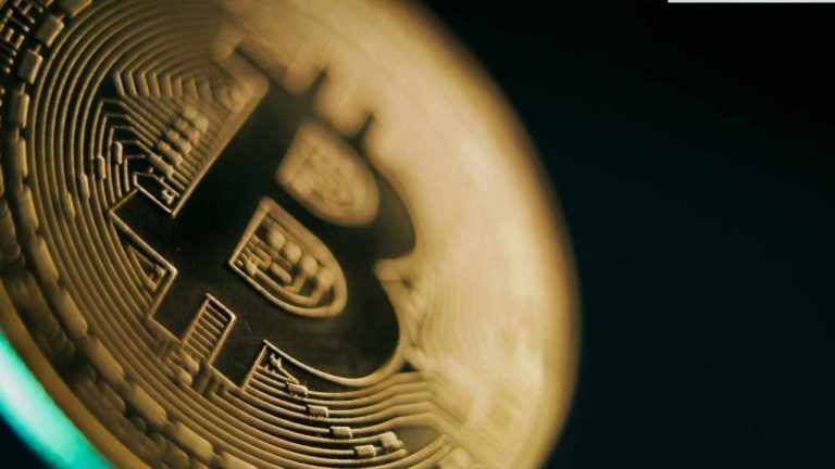 Fidelity Highlights Bitcoin’s Ancient Supply Surge as Dormant Coins Outpace New Issuance – Bitcoin.com News