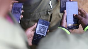 Bitcoin comes to Kibera, with risks and rewards